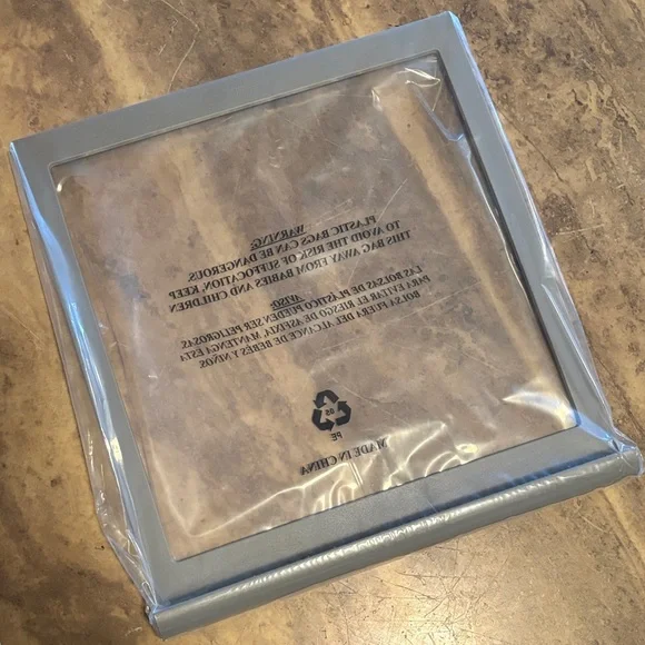 Creative Memories Magnetic Frame - Picture 4 of 5